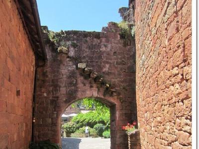 Collonges-la-Rouge