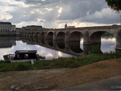 Pont de Saumur