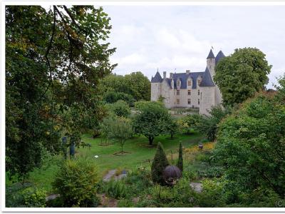 Le château depuis les jardins