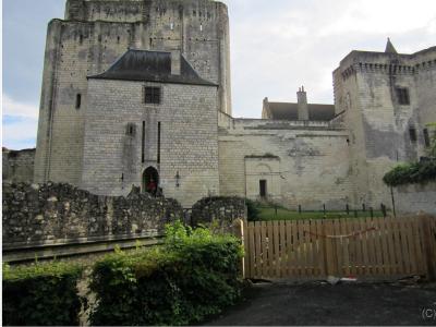 Le donjon édifié par Foulques Nerra 