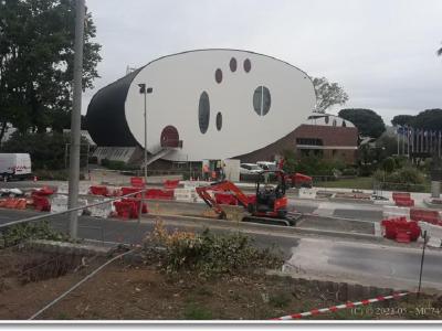 Le palais des congrès (en travaux)