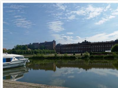 Le Palais Rohan vu du canal