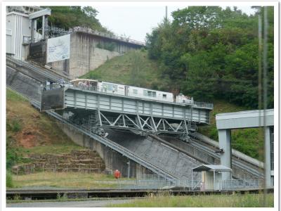 Une péniche de plaisance de luxe